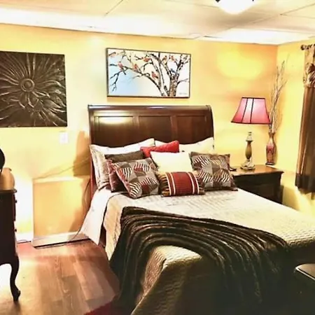 Appartement Charity'S Haven II à Waldorf Extérieur photo